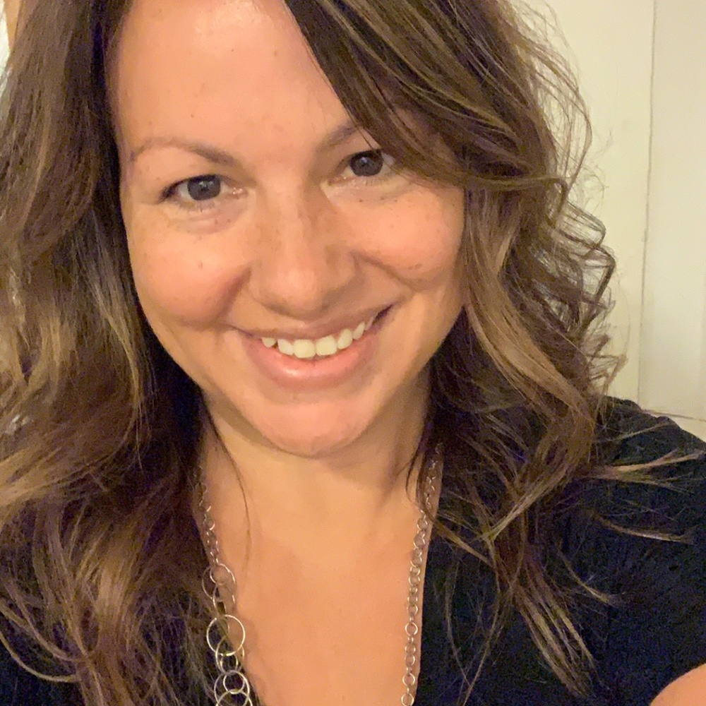 Meet your Posher, Lisa